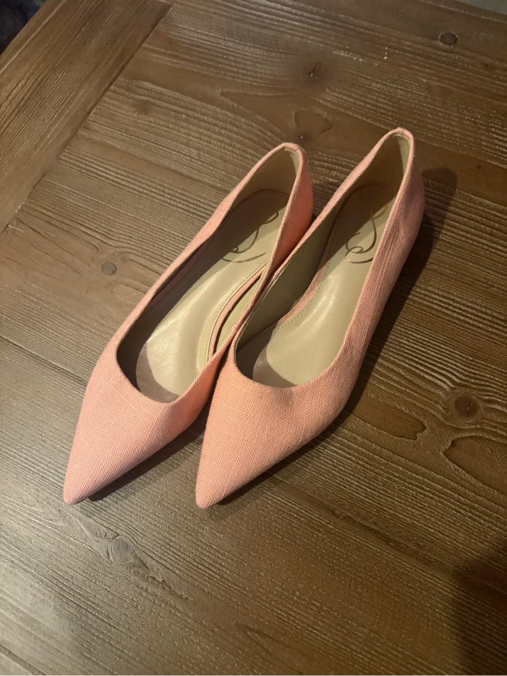 Women's Pointed Toe Flats - Pink